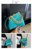 EVERY FASHION Structured Frame Handbag with Oversized Chain Accent