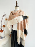 EVERY FASHION Cozy Checkered Fringe Poncho Wrap