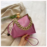 EVERY FASHION Structured Frame Handbag with Oversized Chain Accent