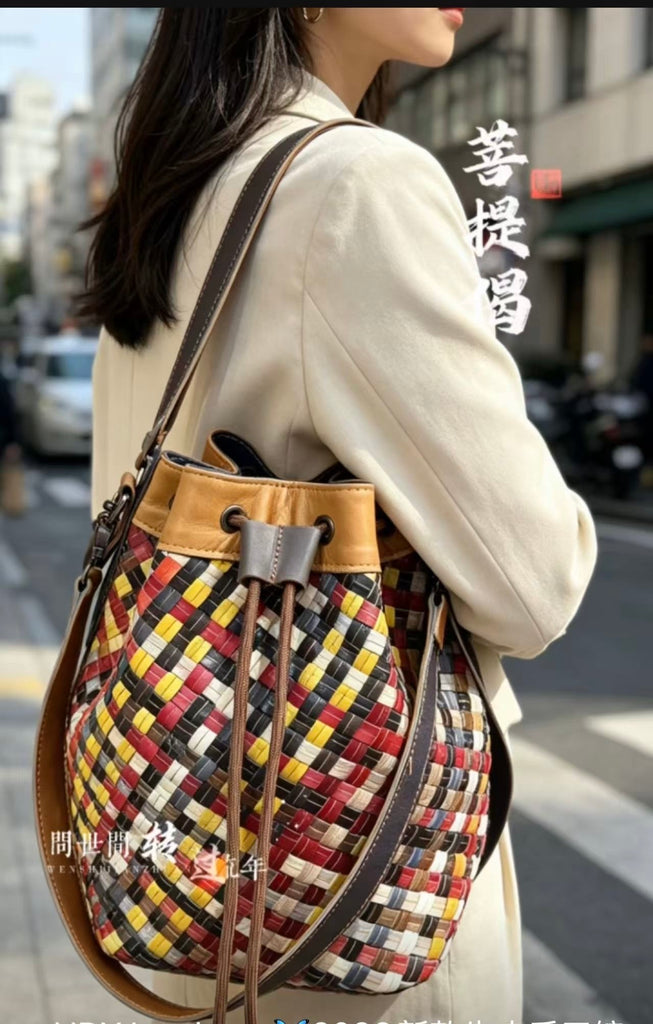 EVERY FASHION Woven Leather Drawstring Bucket Bag