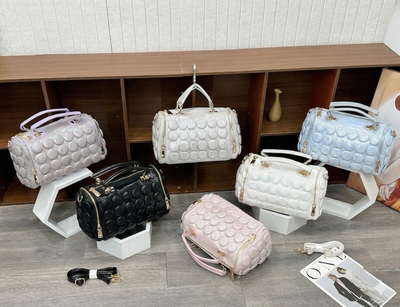 Every Fashion Iridescent Textured Bubble Bag with Detachable Strap