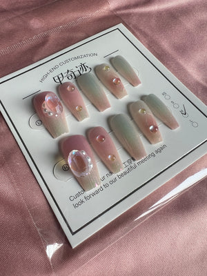 HANDMADE PRESS ON NAILS B020 (M)