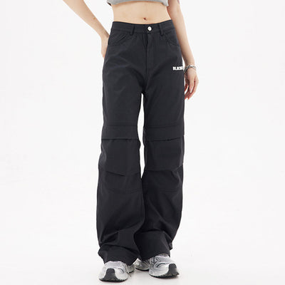 MALYBGG Embracing the Flowing Silhouette of Pleated Black Retro Sportswear Pants 3853LY